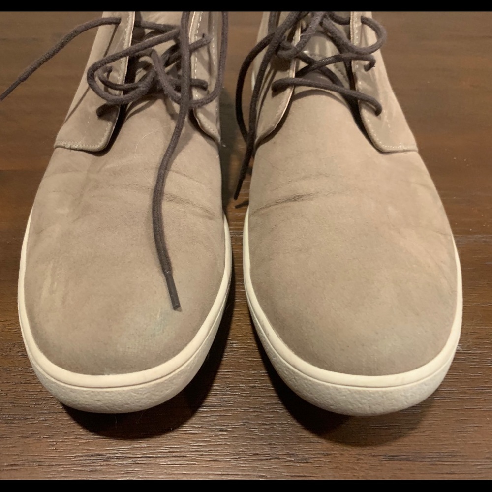 [2/$25] {Alfani} Chukkas - Picture 3 of 11